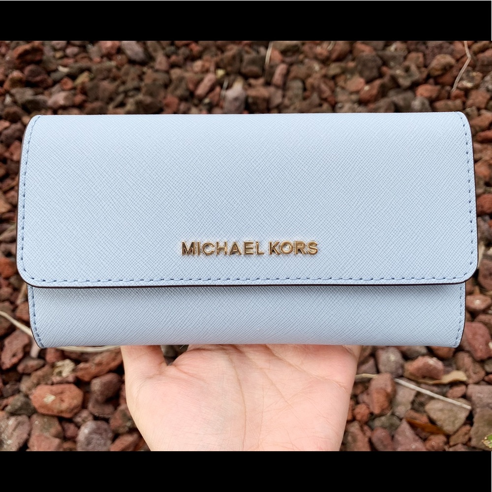 Gaby’sBags👜💕-Michael Kors trifold wallet blue - Picture 2 of 3